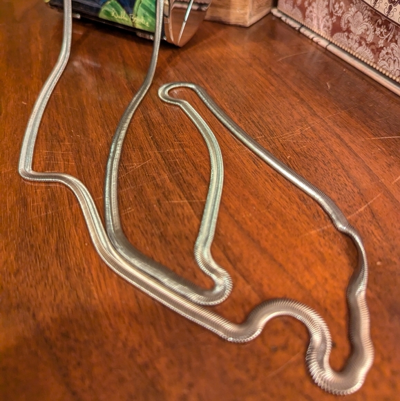 Debbie Brooks New York Swarovski Crystal Frog and Lily clutch - Picture 12 of 14